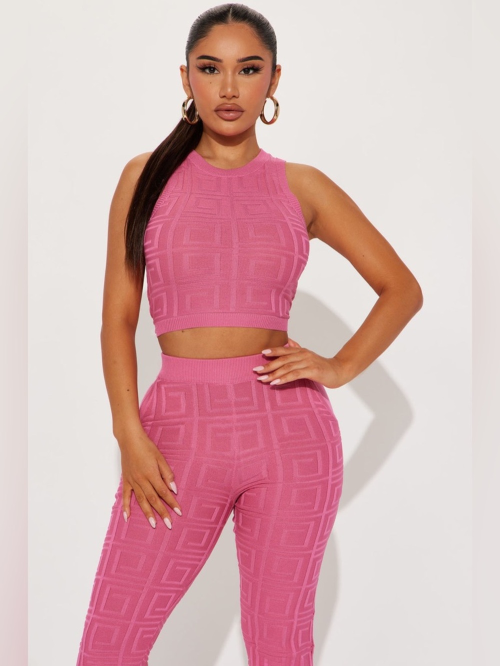 Fashion Nova Textured Sleeveless Crop Top & Jogger Set - Pink - Picture 2 of 3